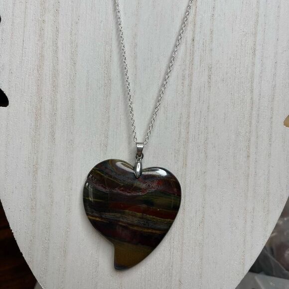 Iron Tiger hematite large 2” heart pendant silver plated 20” chain necklace hand - Picture 8 of 9